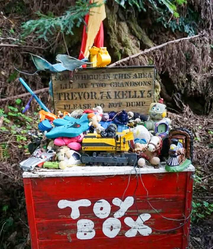 love creek toy box memorial
