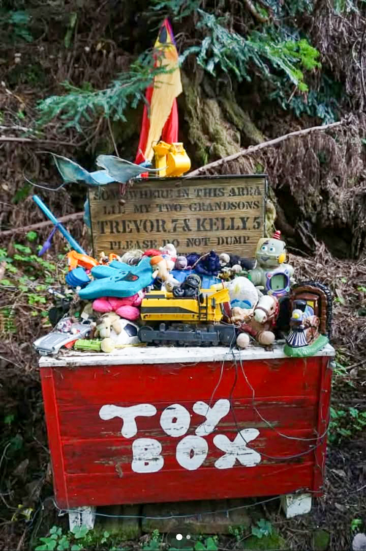love creek toy box memorial