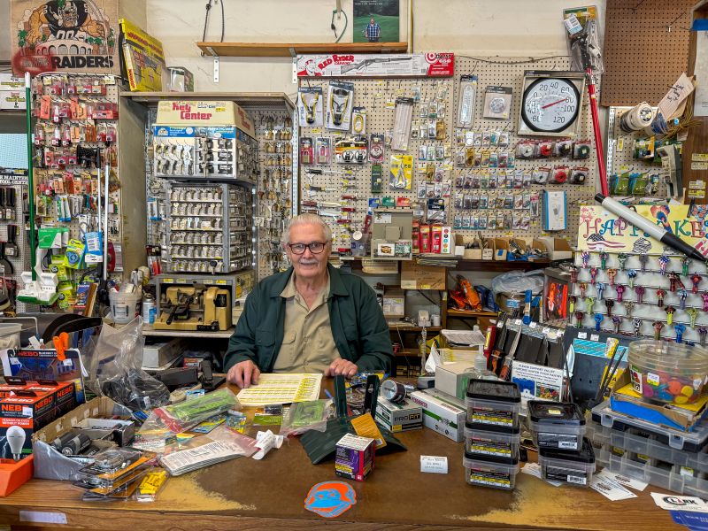 Felton Paint Hardware Don Linda Walker