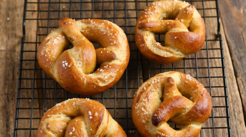 sourdough soft pretzels
