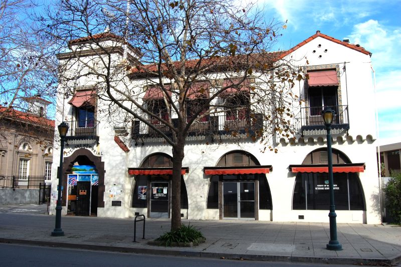 Santa Cruz Veterans Memorial Building
